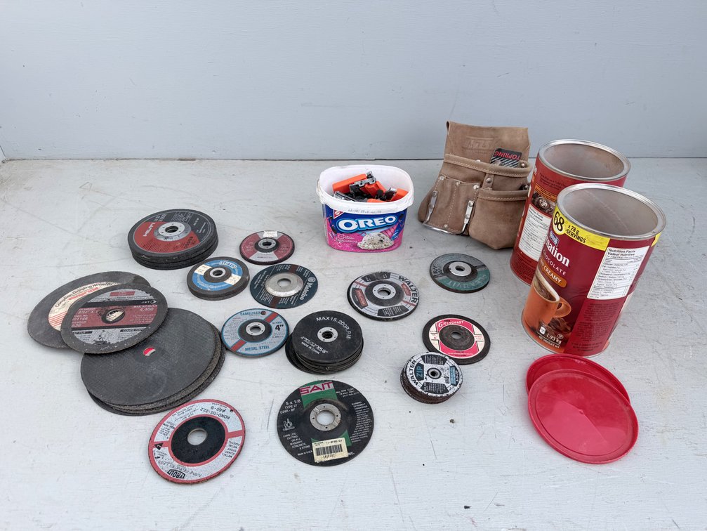 Qty of Metal/ Steel Cut-off Wheels