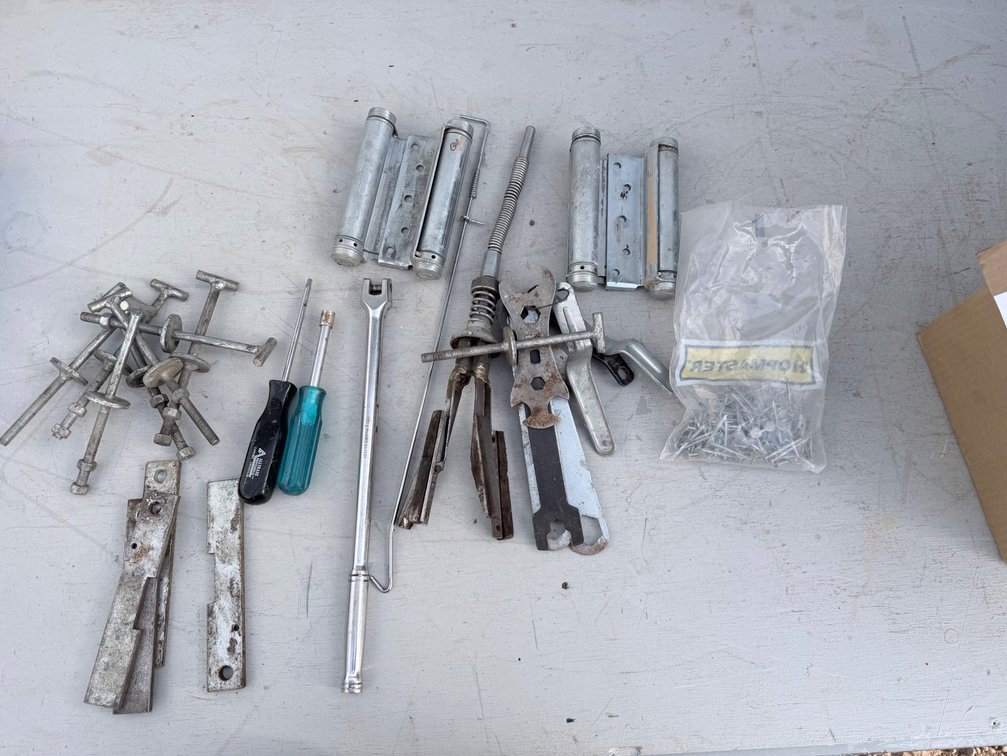 Qty of T-Bar Fasteners