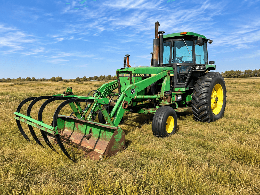 John Deere 4450 Loader Tractor