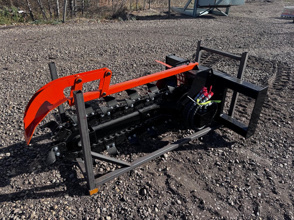 Unused 2026 GIYI Skid Steer Trencher