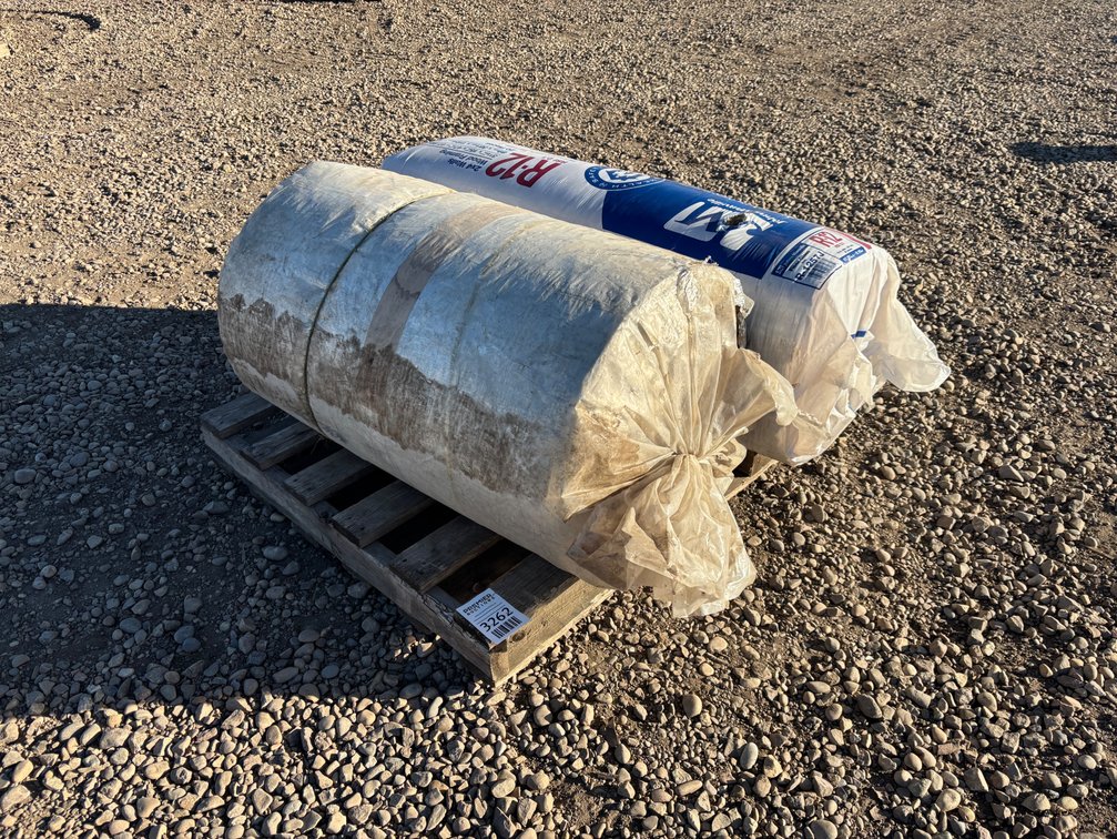 Roll of Foil Bed Insulation