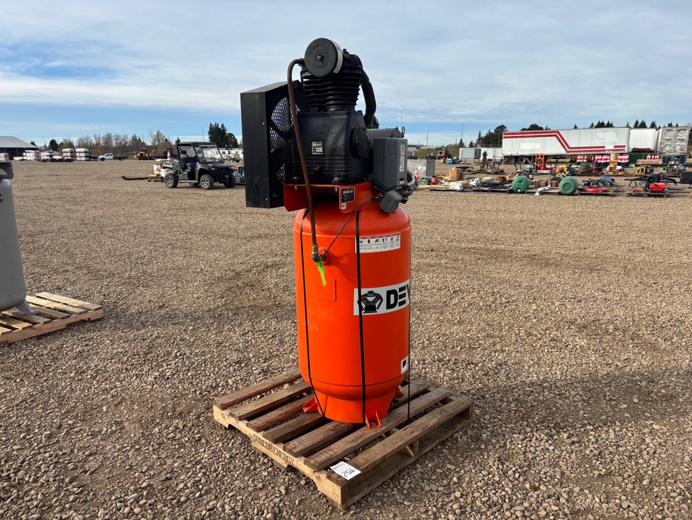 Devair Stand Up Air Compressor