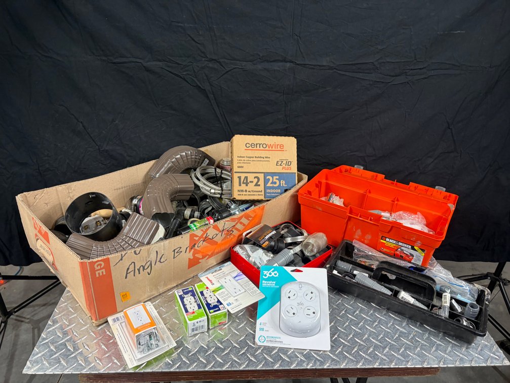 16" Black and Decker Tool Box