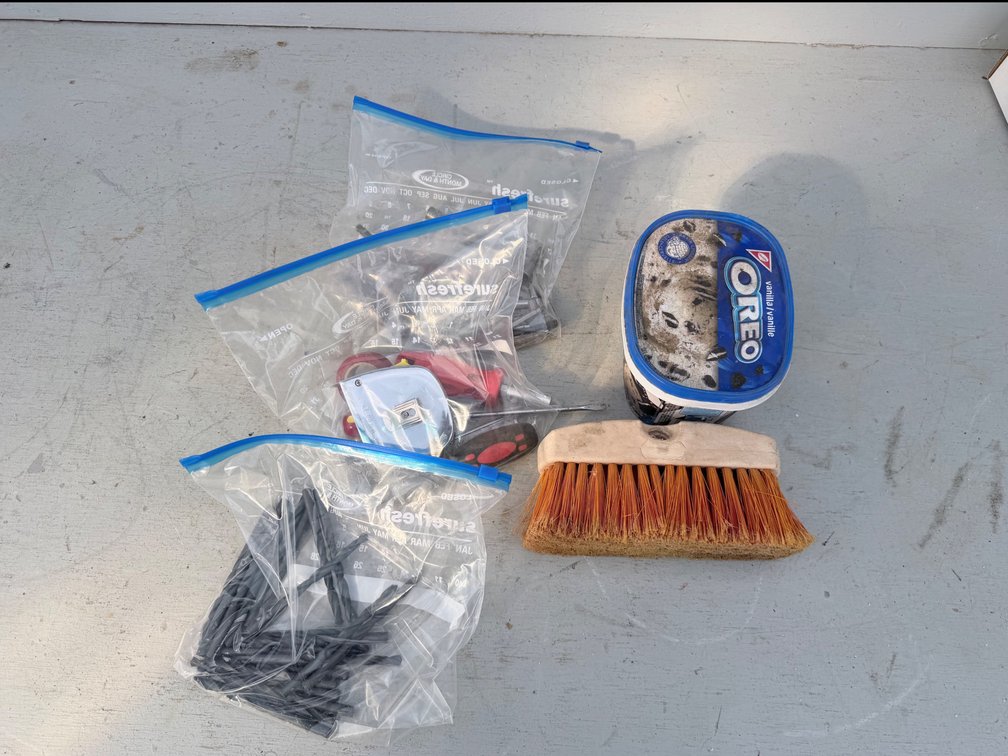 Qty of Drill Bits and Screw Driver Bits