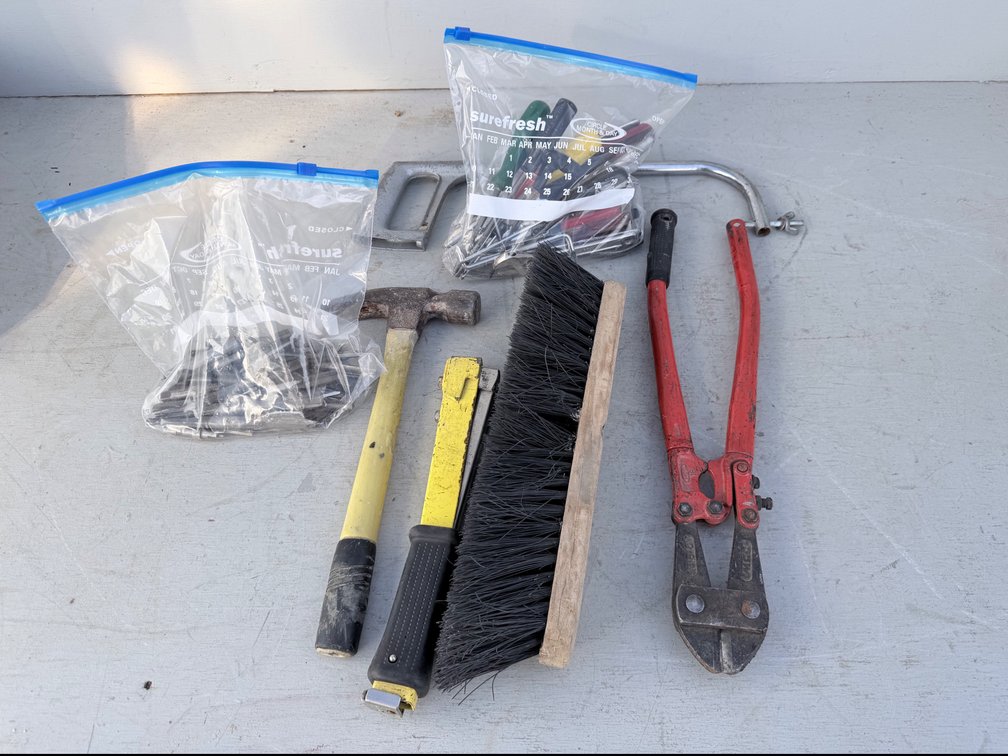 Qty of Screwdrivers