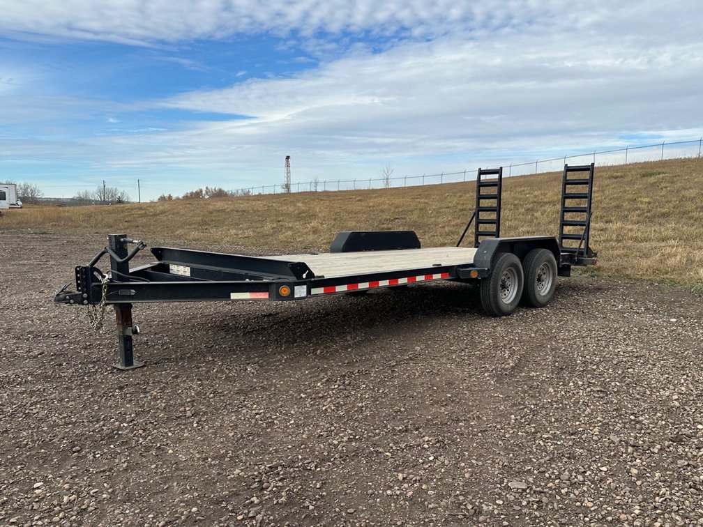 2020 Norstar 20' T/A Equipment Trailer