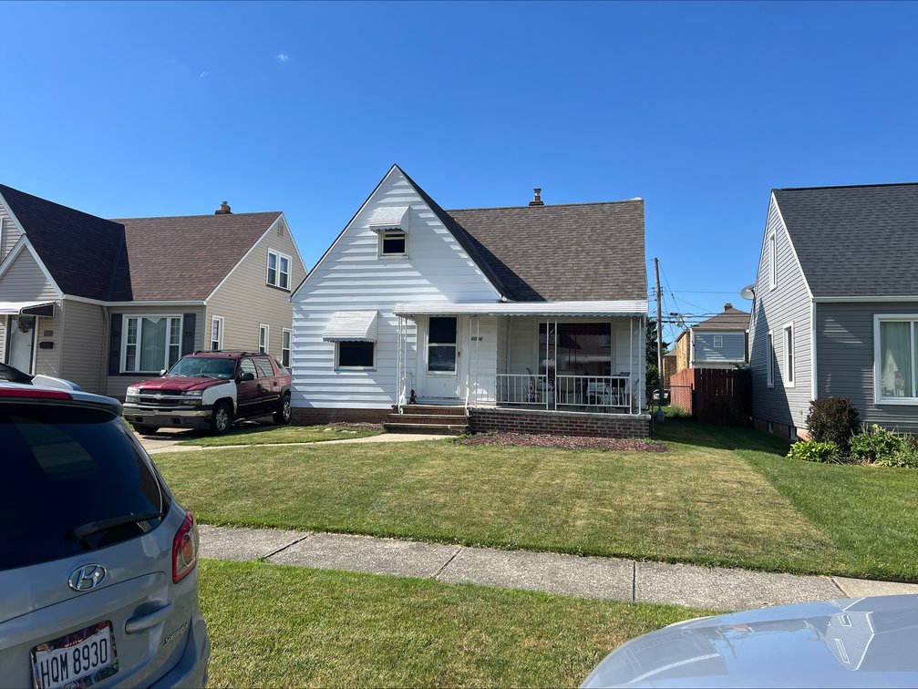 6006 Forest Ave., Parma, OH. 44129