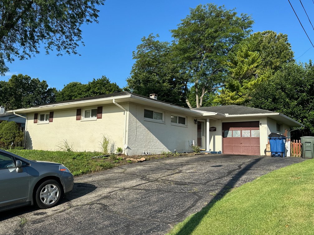 4513 Woodbine Ave., Dayton, OH. 45420