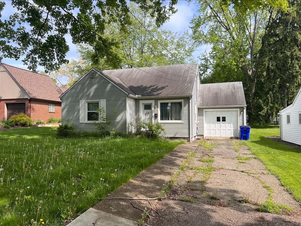 1024 W. Riddle Ave., Ravenna, OH. 44266