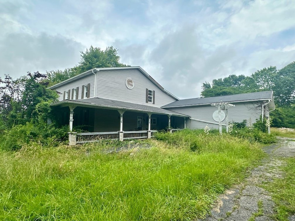 2614 Jackson Pike, Batavia, OH. 45103