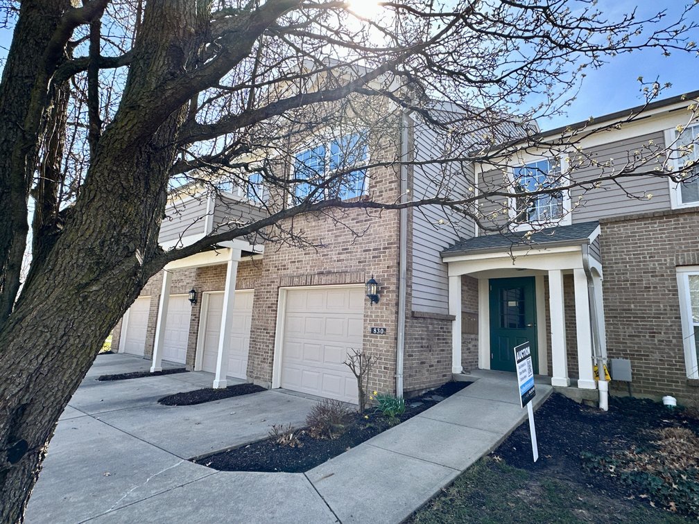 830 Southmeadow Cir., Cincinnati, OH. 45231
