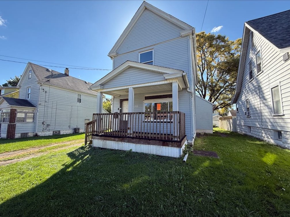 2113 Manhattan Ave., Youngstown, OH. 44509