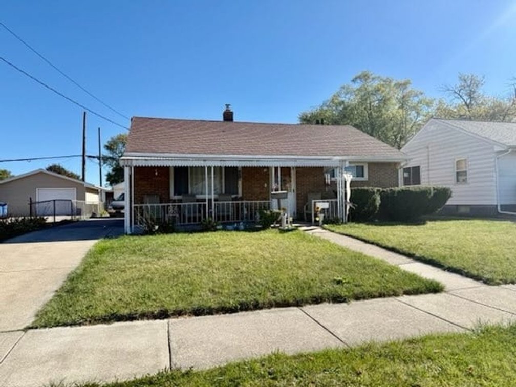 1813 Milroy St., Toledo, OH. 43605