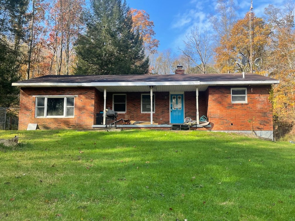 2286 McCune Rd., Jackson, OH. 45640