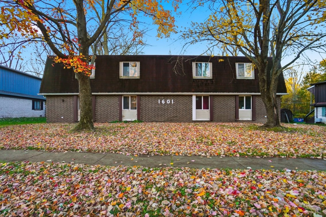 1601 Brooke Park, Toledo, OH. 43612