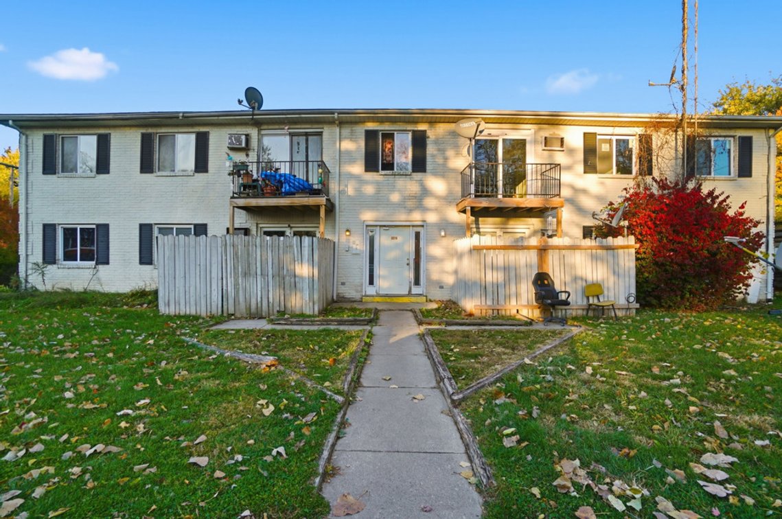 1642 Brooke Park, Toledo, OH. 43612
