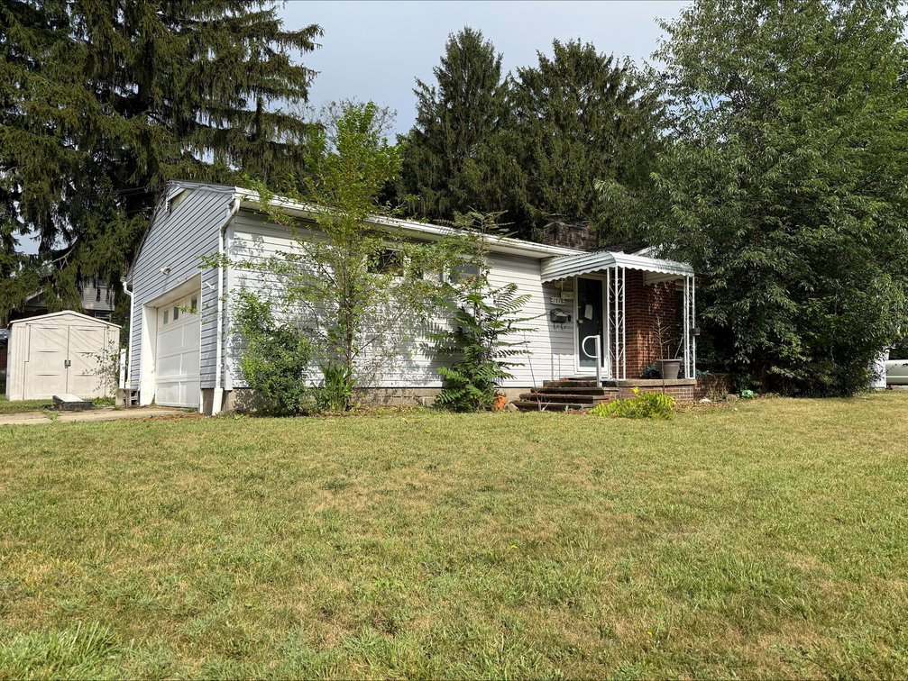 1576 Hammel St., Akron, OH. 44306