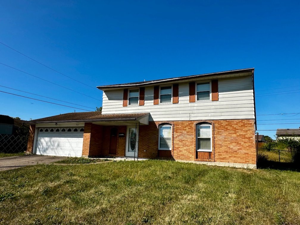 7611 Shepherdess Dr., Huber Heights, OH. 45424