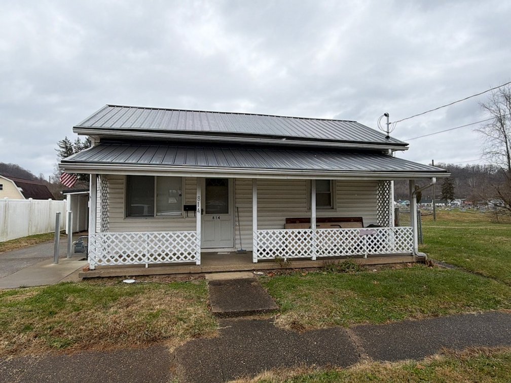 814 4th Ave., Gallipolis, OH. 45631