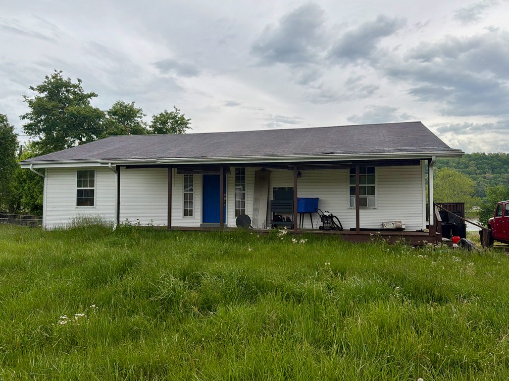 1116 Mead St., Athalia, OH. 45669
