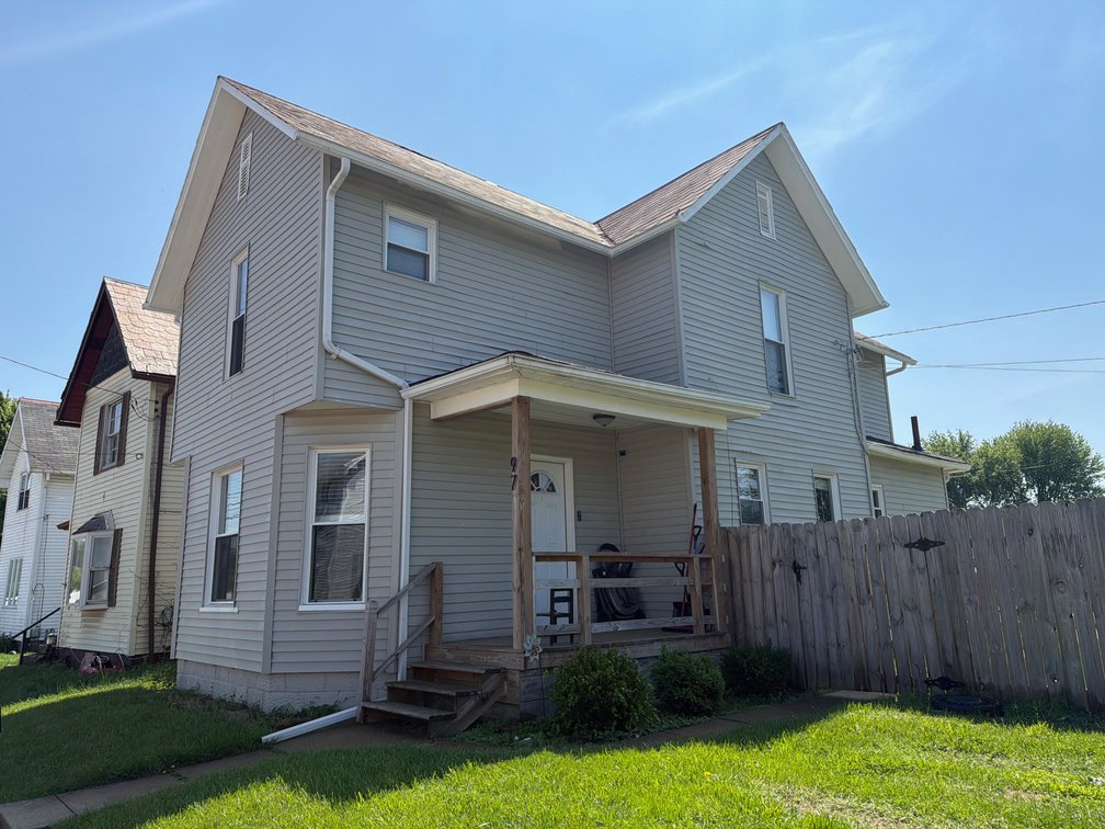 97 Manning St., Newark, OH. 43055