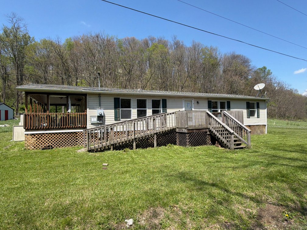 6753 Simmons Rd., Cambridge, OH. 43725