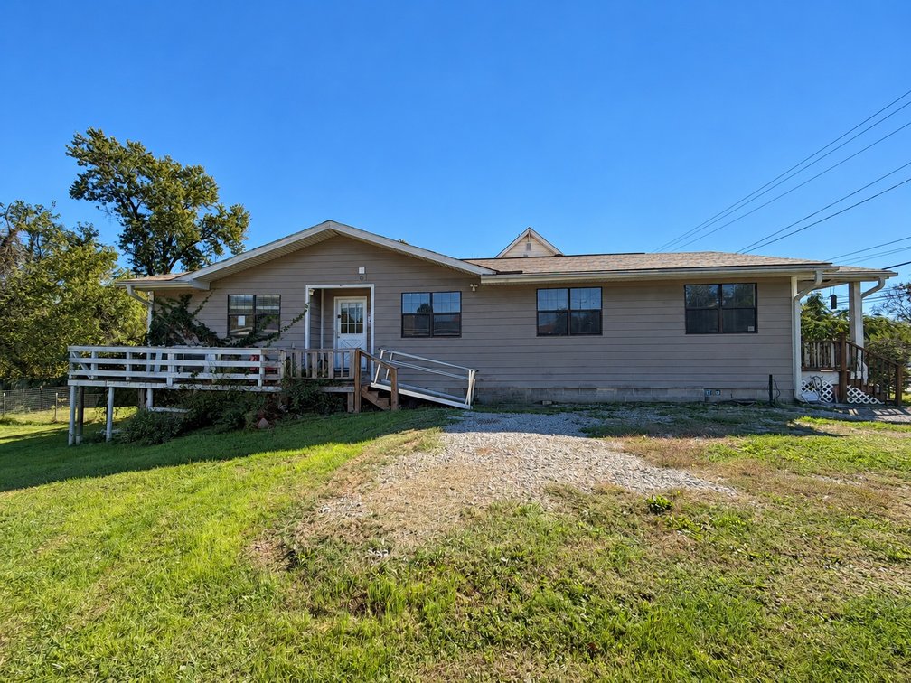 313 Pike St., Coal Grove, OH. 45638