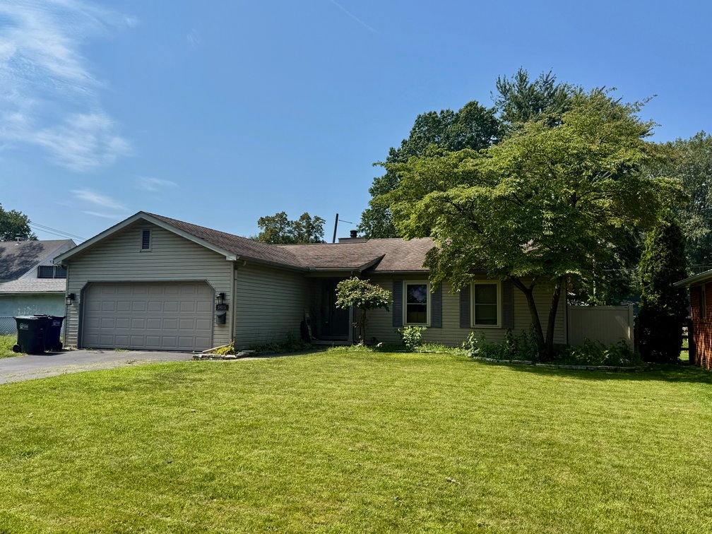 5415 Fenwick Dr., Toledo, OH. 43623