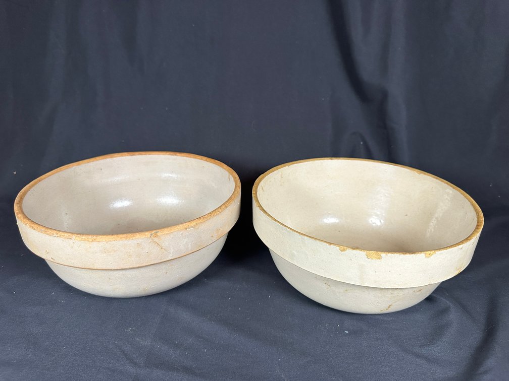 Stoneware Mixing Bowls (2)