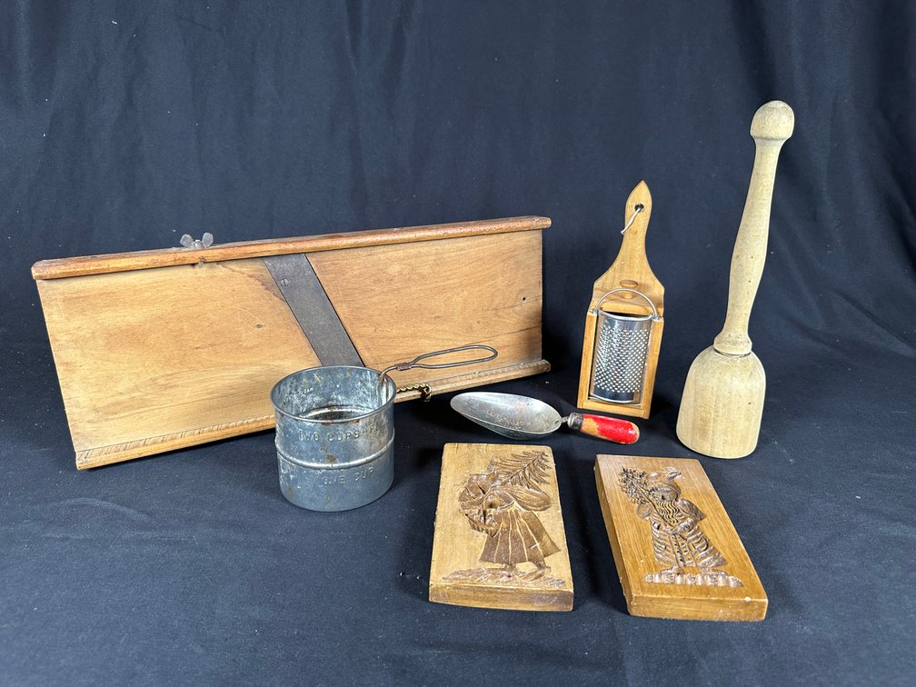 Vintage Kitchen Tools (7)
