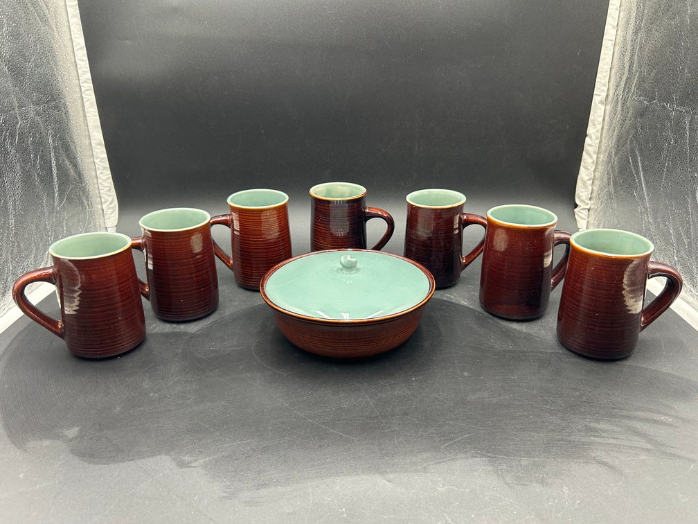 Red Wing Lidded Bowl with Mugs