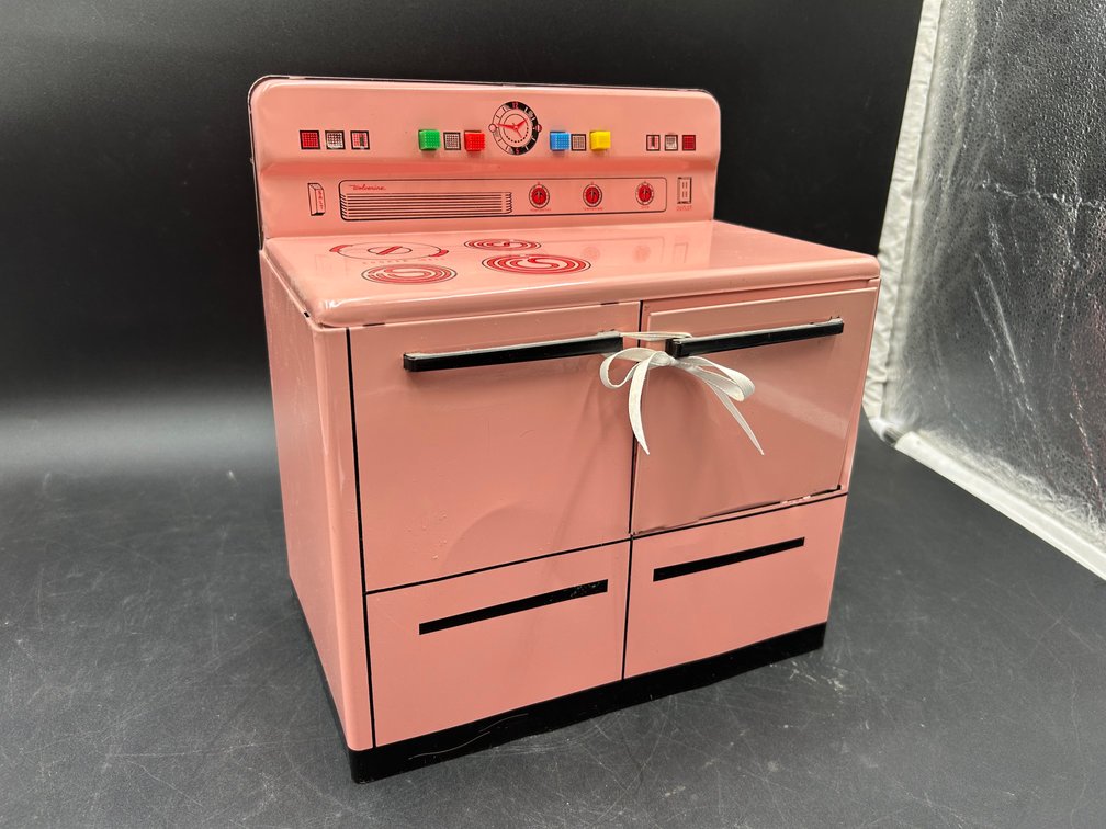 Vintage Pink Toy Stove