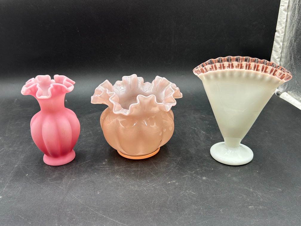 Fenton Rose Bowls & Vase