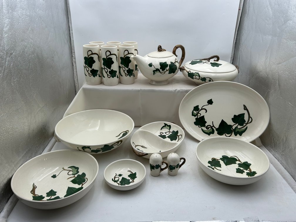 Poppytrail California Ivy Dishes