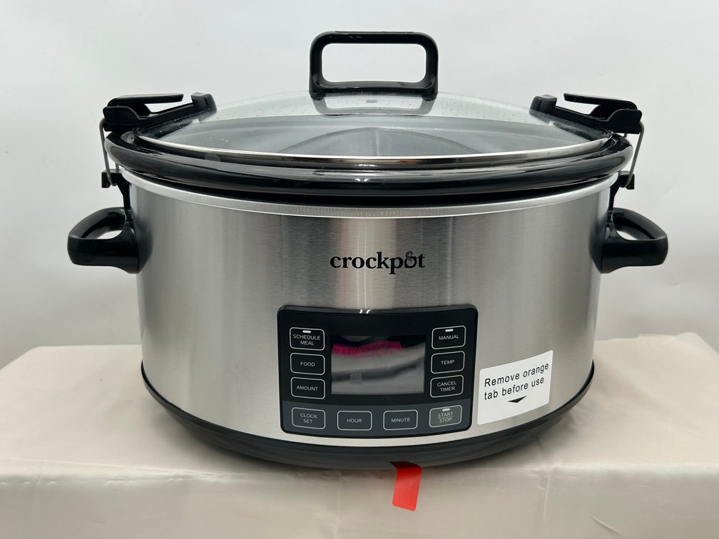 Crockpot with Clamp Style Lid