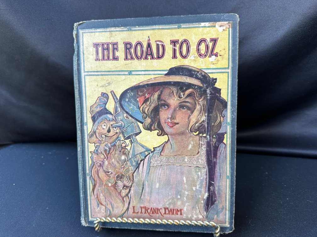 The Reilly & Lee Co. The Road to Oz Hardcover Book