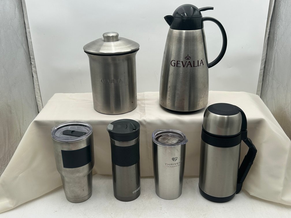 Gevalia Insulated Pitcher with Insulated Mugs