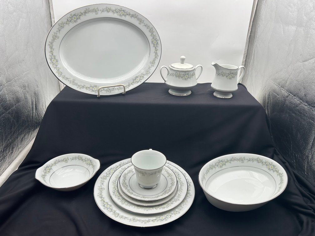 Noritake Donegal China Set