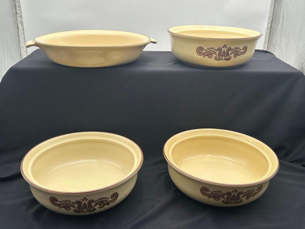 Pfaltzgraff Village Vegetable Bowls