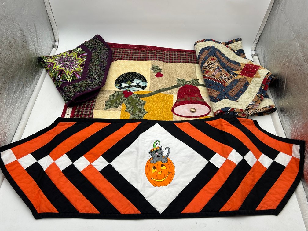 Quilted Table Runners  and Centerpiece
