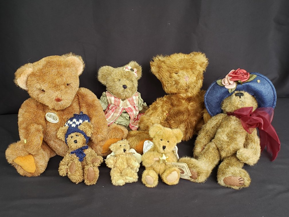 Plush Teddy Bears with Clothing and Accessories