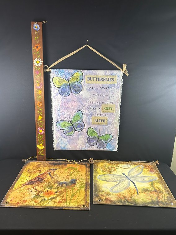 Wallhangings & Painted Flowers