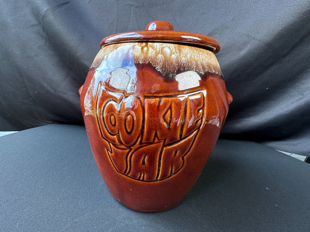 McCoy 7024 Brown Drip Glaze Ceramic Cookie Jar