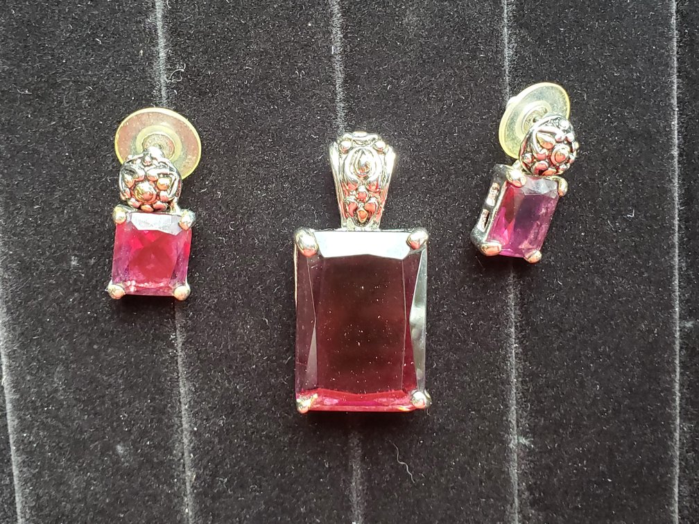 Silver-Tone Faceted Stone Pendant and Earrings Set