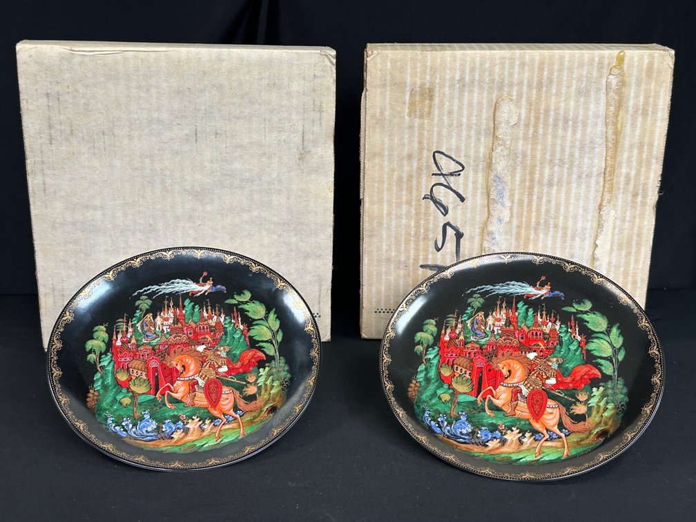 Bradex 1988 Ruslan and Lyudmila Porcelain Collector Plates