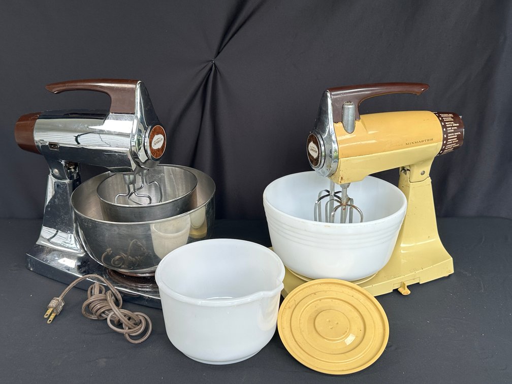 Sunbeam Mixmaster Stand Mixers with Bowls