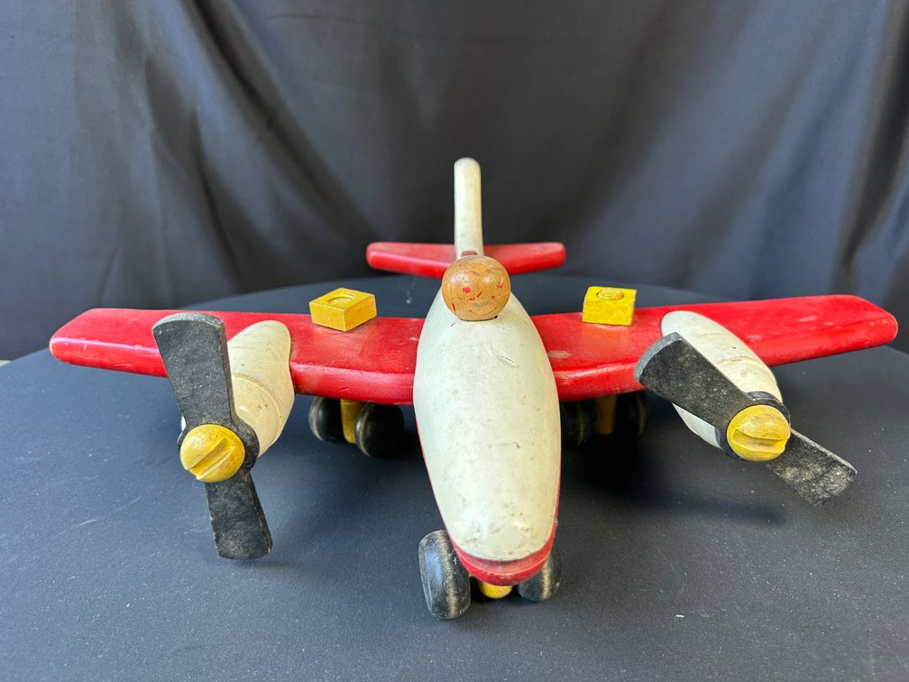 PLAYSKOOL Wooden Twin-Engine Toy Airplanes