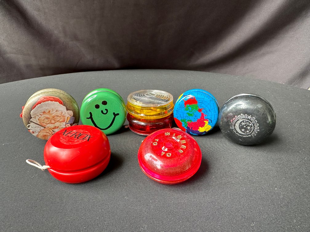 Promotional and Novelty Plastic Yo-Yos