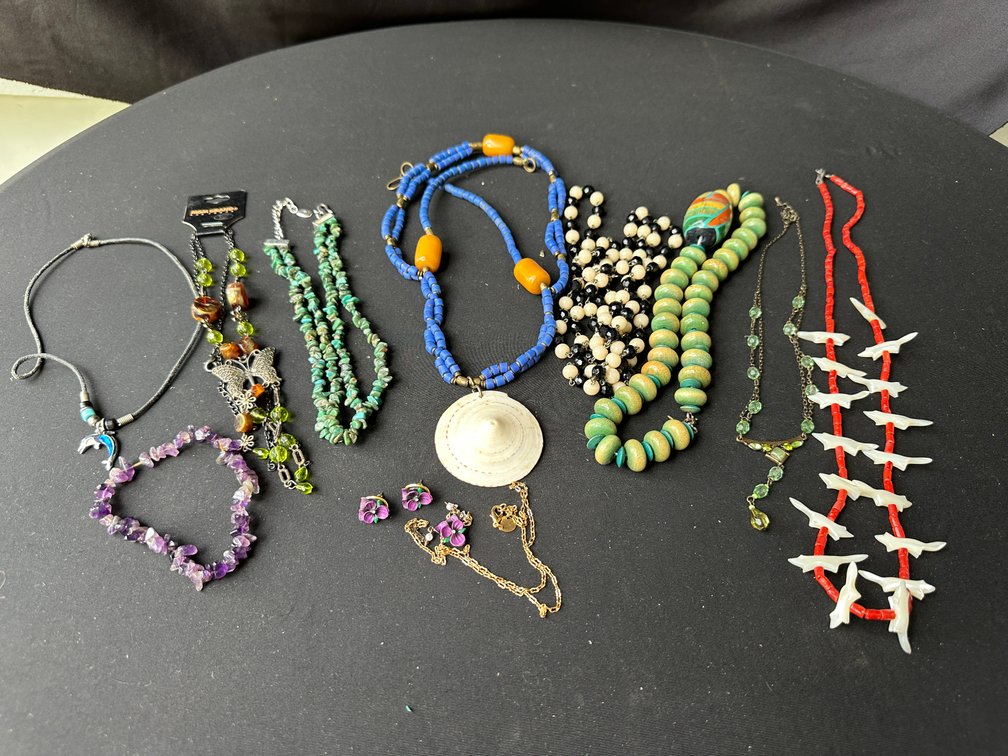 Costume Jewelry Necklaces, Bracelet, and Earring Set