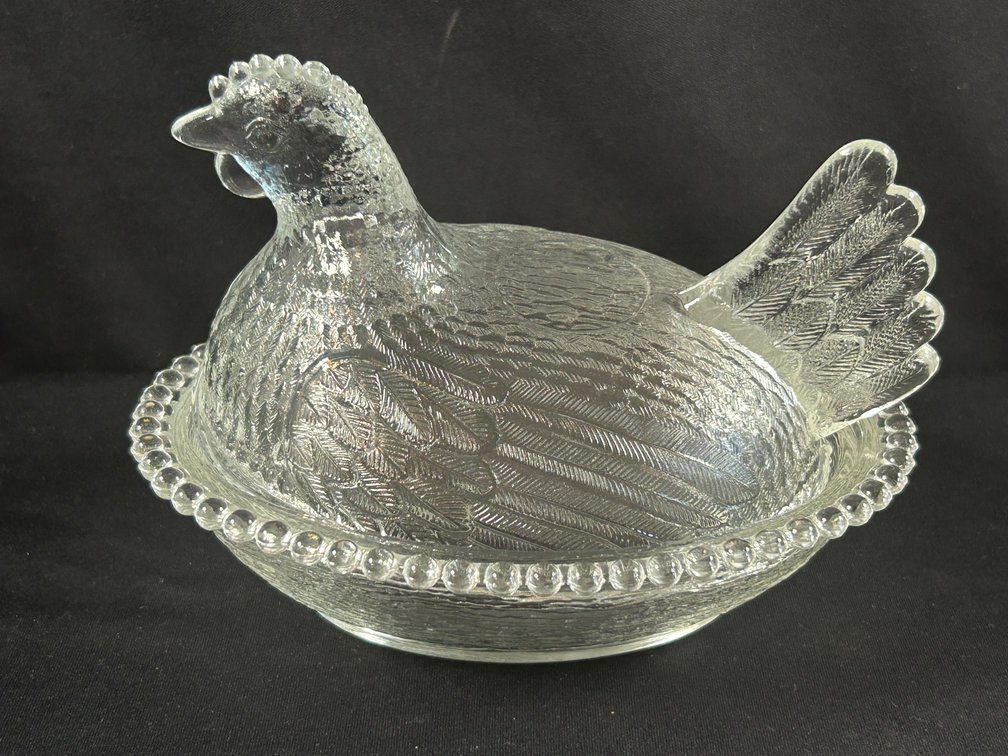 Indiana Glass Hen on a Nest